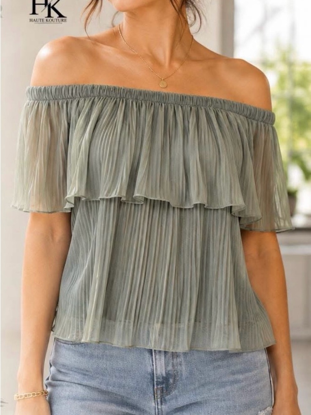 NWT Express light blue/green pleated blouse w/ruffles, size XL off-the-shoulder
